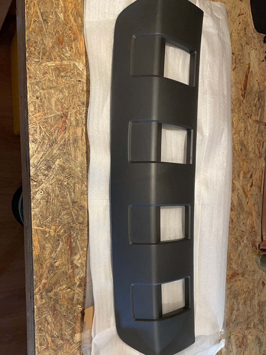Original GM Chevrolet Captiva Zierleiste Stoßstange vorne Neu