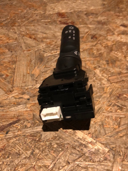 Original Nissan Pathfinder Lenkstockhebel Lichtschalter Neu