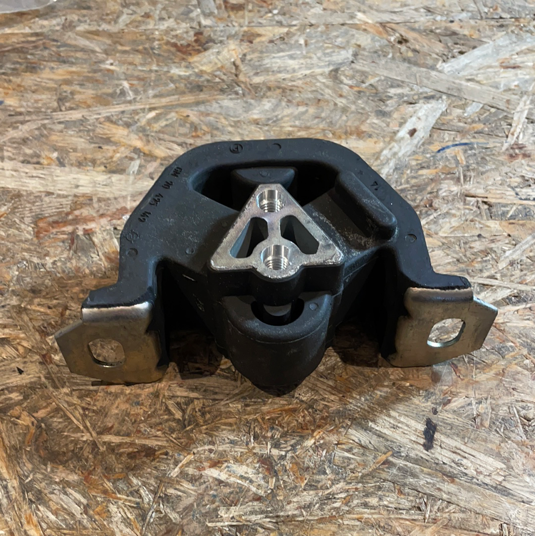 Original GM Opel Corsa B Dämpfungsblock Motorlager Neu