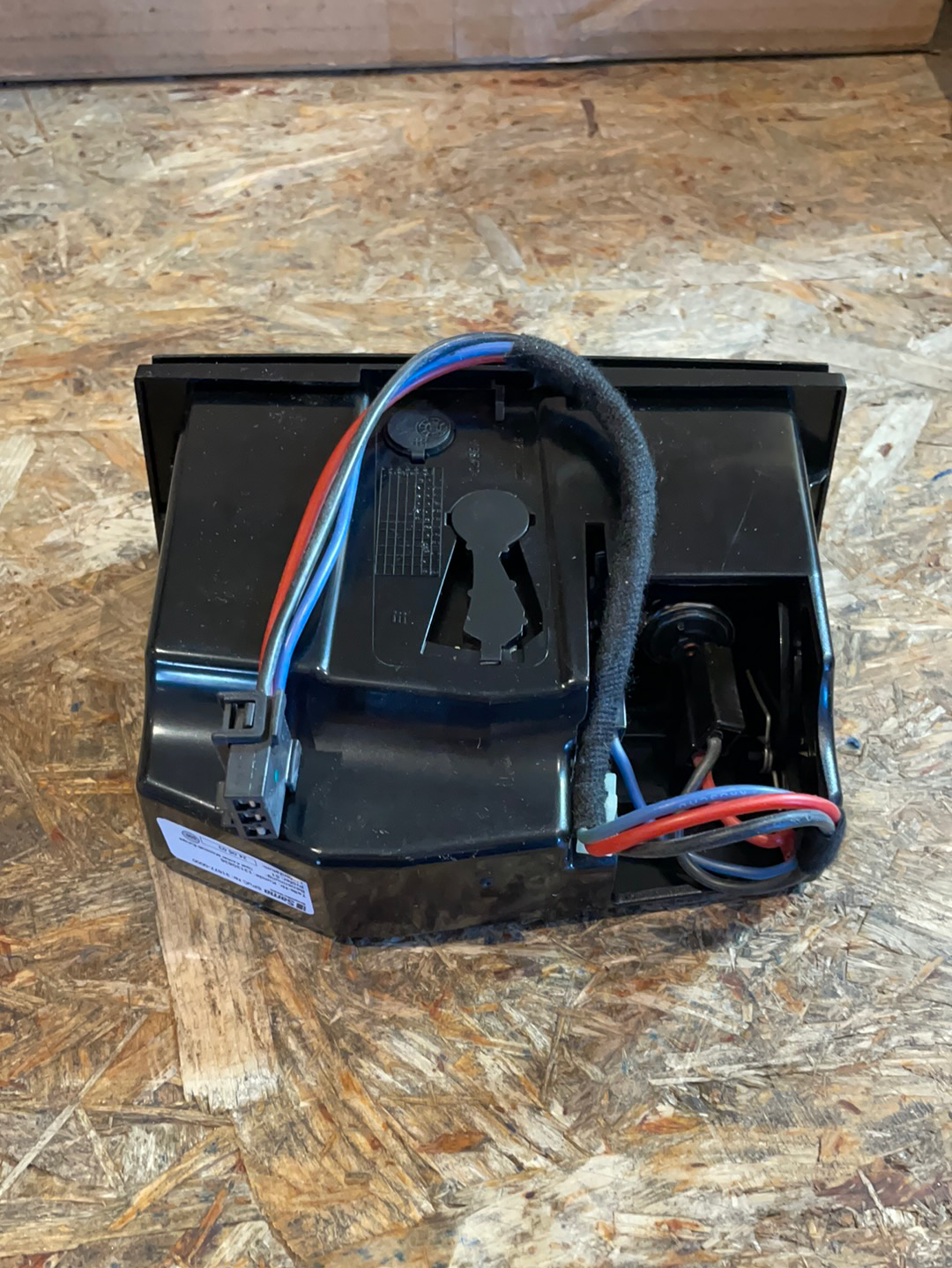 Original GM Opel Meriva A Aschenbecher Zigarettenanzünder Neu