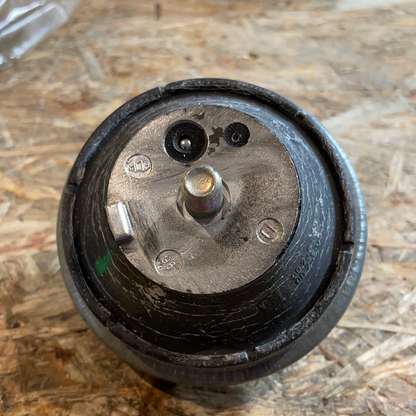 Original GM Opel Omega A Motorlager Dämpfungsblock vorne rechts Neu