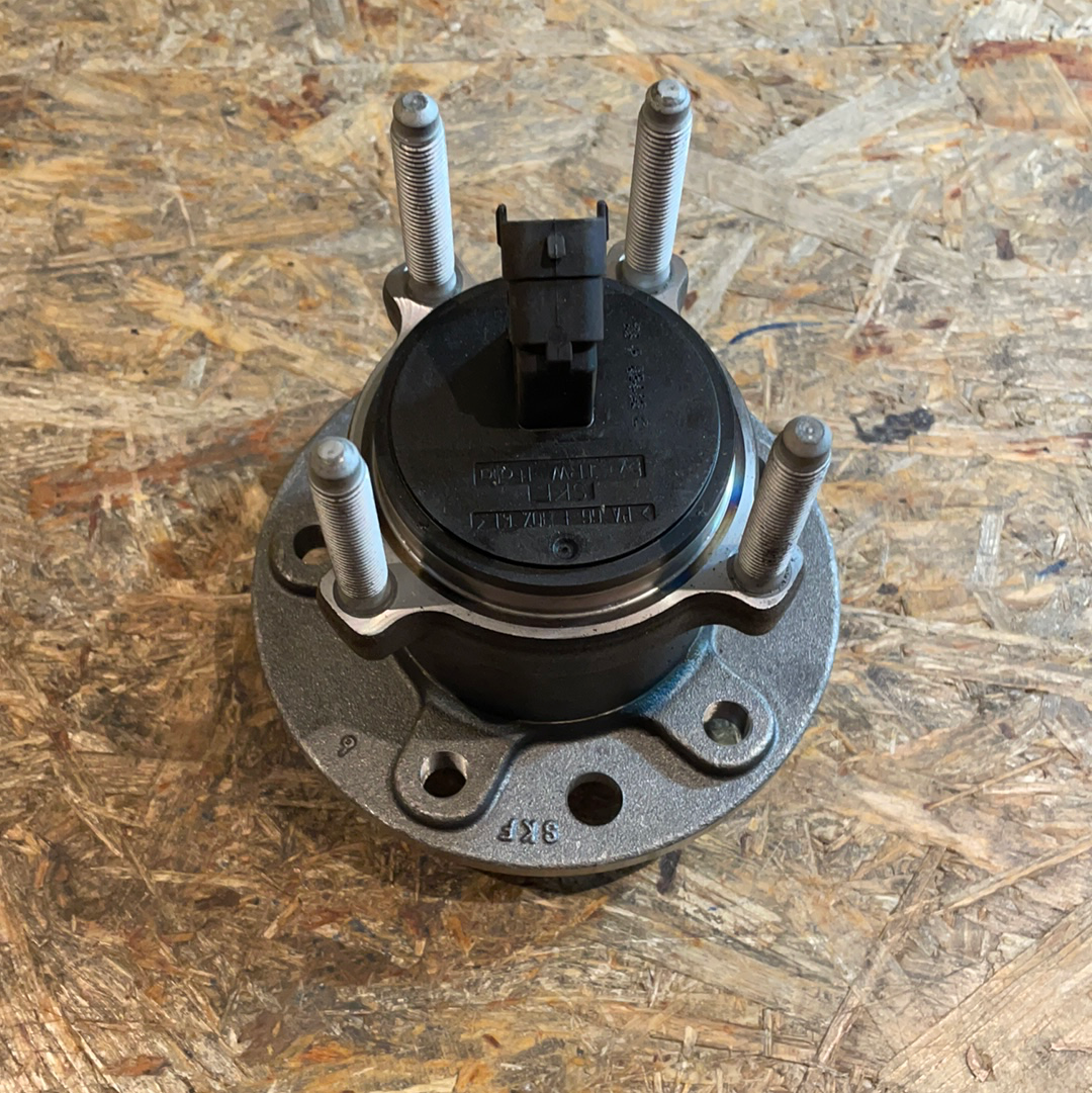 Original GM Opel Vectra C Radnabe hinten Neu