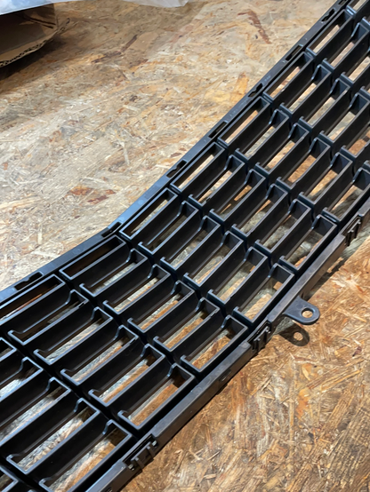 Original GM Opel Astra H Frontgrill Kühlergrill unten Neu