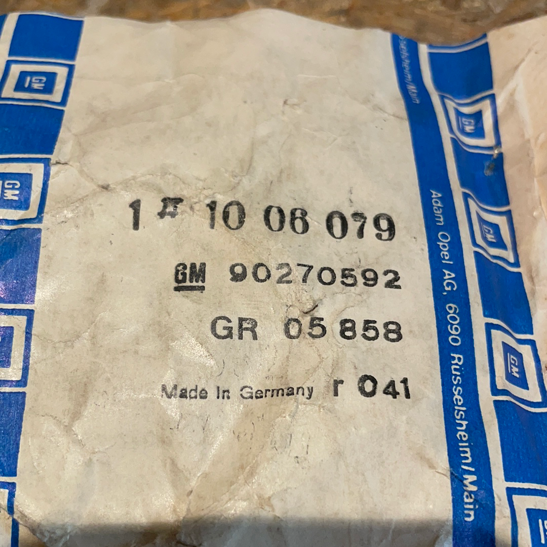 Original GM Opel Kadett D/E Astra F Nabendeckel Zierkappe Neu