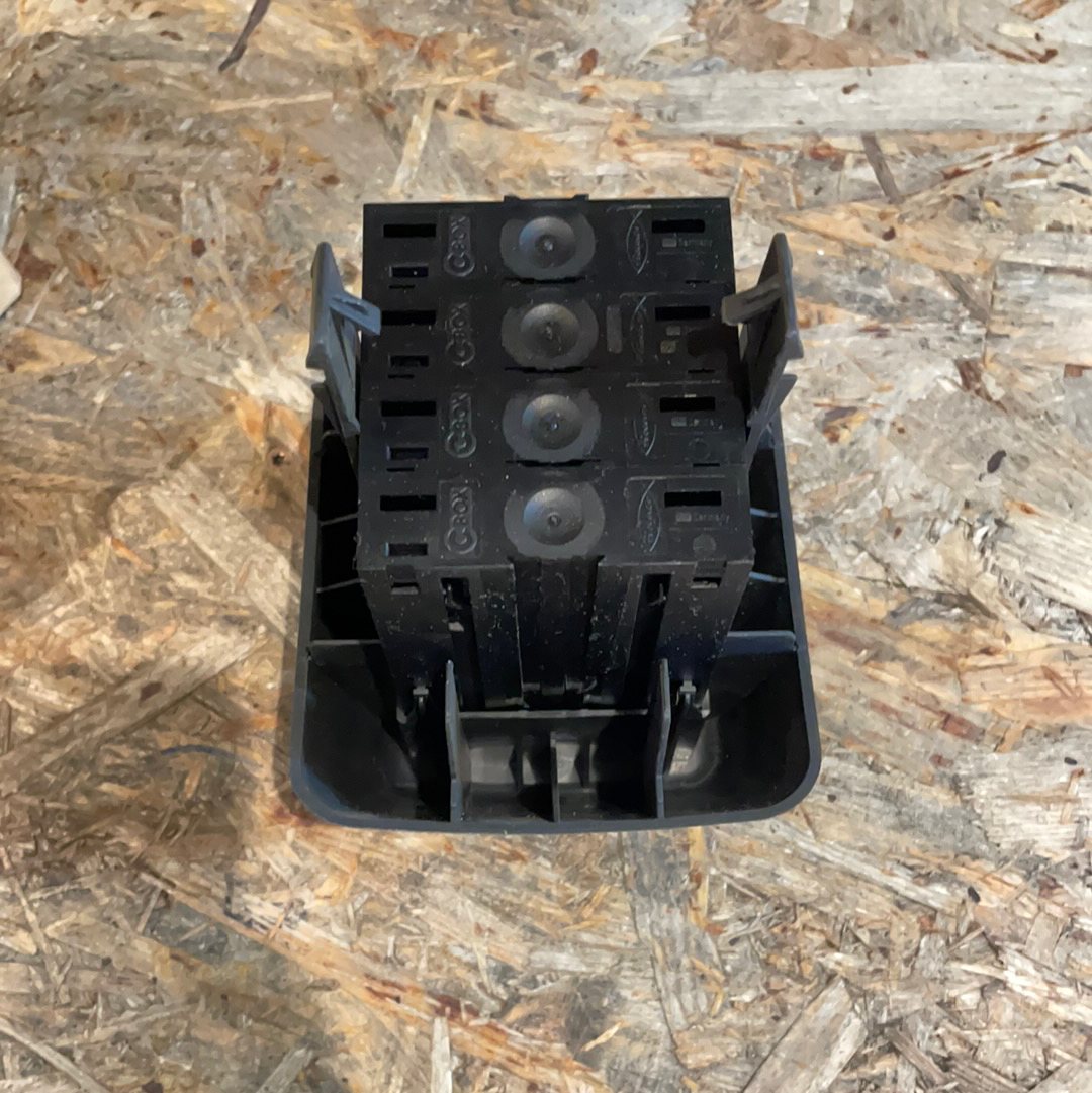 Original GM Opel Calibra Vectra A Kassetten Einschub Neu
