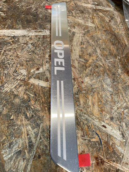 Original GM Opel Astra J Meriva B Zafira C Einstiegsverkleidung-Set Neu
