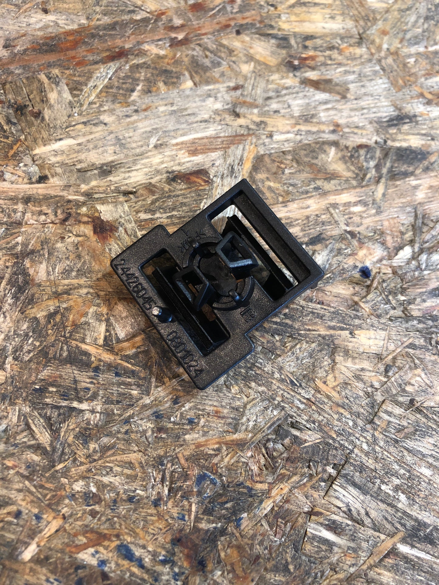 Original GM Opel Vectra C Montageklammer Einstiegsverkleidung Neu