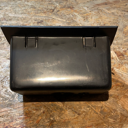 Original GM Opel Kadett E Ablagefach Tunnelkonsole schwarz Neu