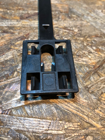 Original GM Opel Vectra B Astra G Halterung Seitenschwelle Neu