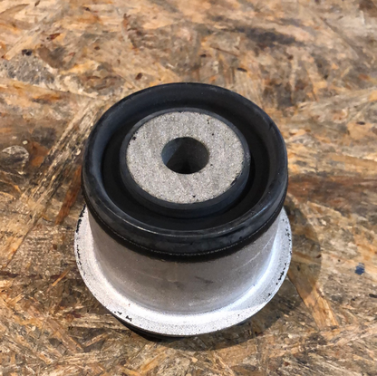 Original GM Opel Vectra B Lagerung Achskörper Neu