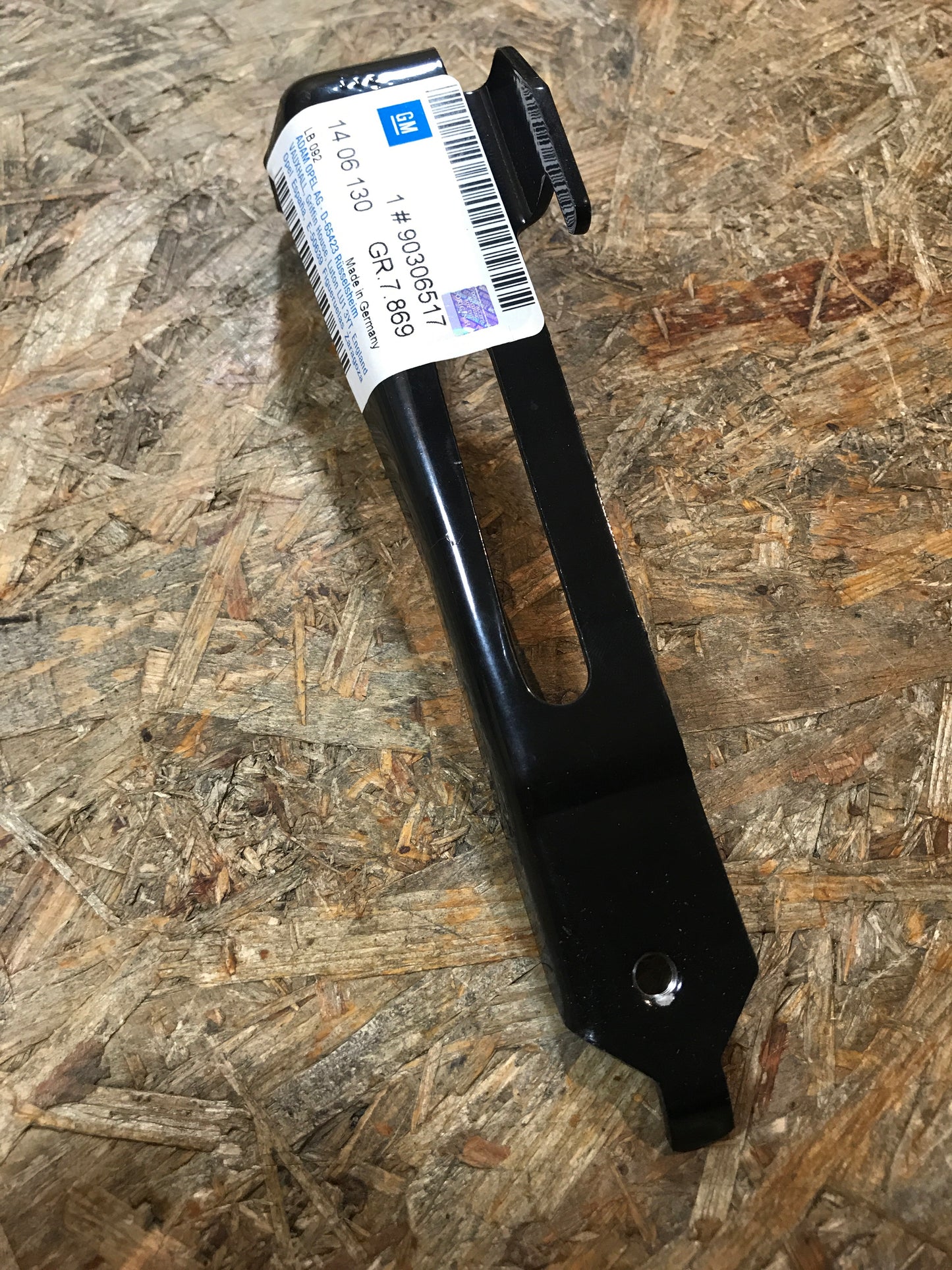 Original Opel Vectra A Stoßstangen Halter vorne NEU