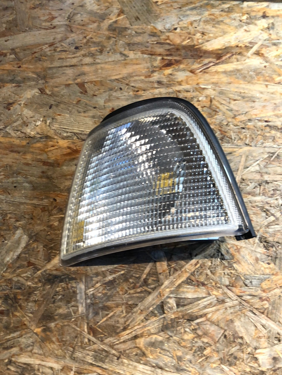 Original Hella Audi 80 Bj. 91-95 Lichtgehäuse Blinker links Neu