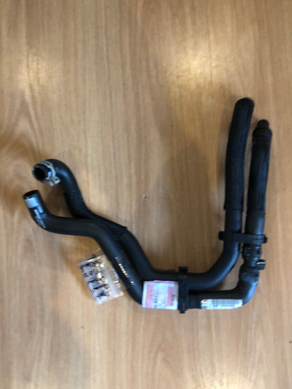 Original GM Opel Vivaro I Renault Trafic Nissan Primastar 2.0 DTi Heizungsschlauch Neu