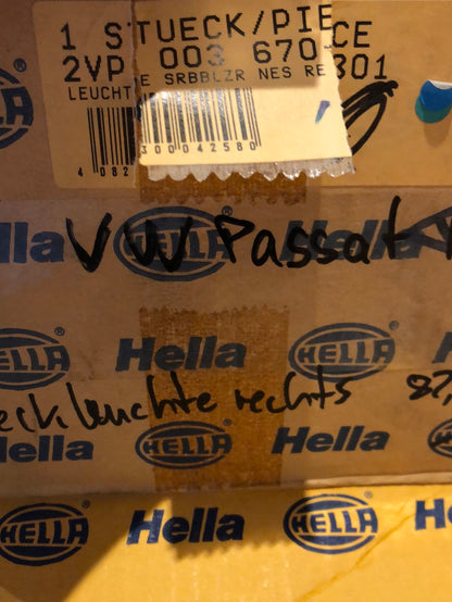 Original Hella VW Passat B2 Heckleuchte rechts Neu