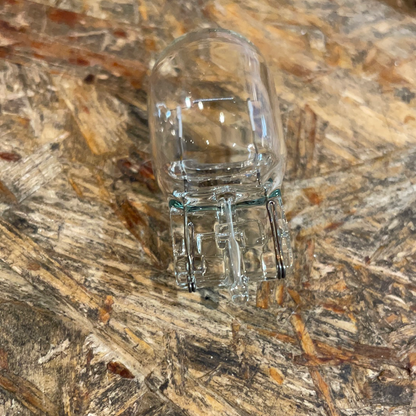 Original diverse Opel Modelle 10 Glassockel Leuchtmittel W3x 16d 12V Neu