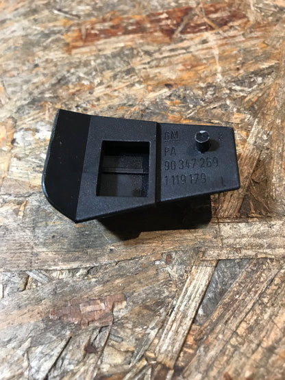 Original Opel Vectra A Halter Befestigung Stoßstange hinten links NEU