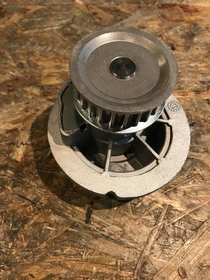 Original Meriva A Astra G Vectra B / C 1.6 Wasserpumpe NEU