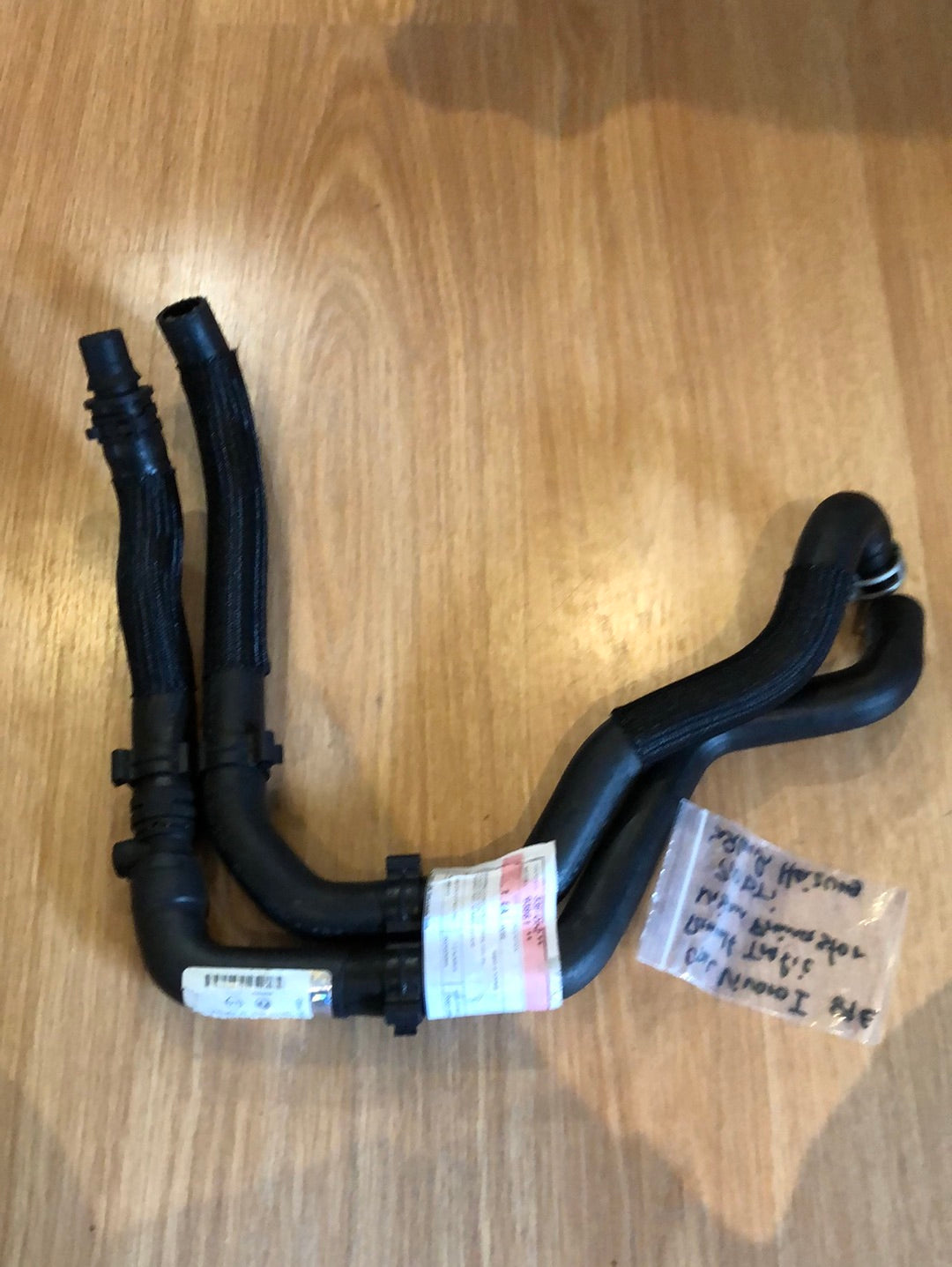 Original GM Opel Vivaro I Renault Trafic Nissan Primastar 2.0 DTi Heizungsschlauch Neu