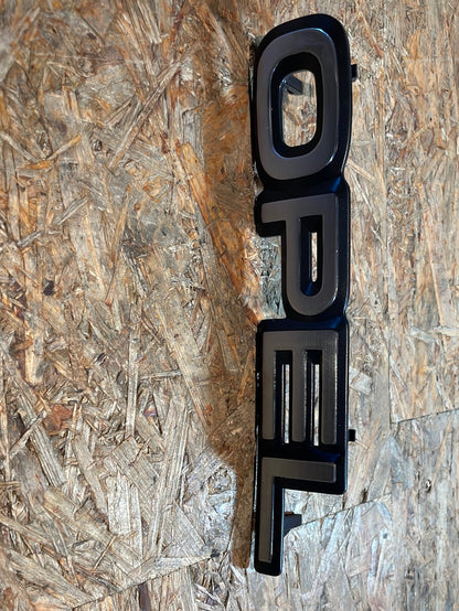 Original GM Opel Frontera A Schriftzug „Opel“ vorne neu