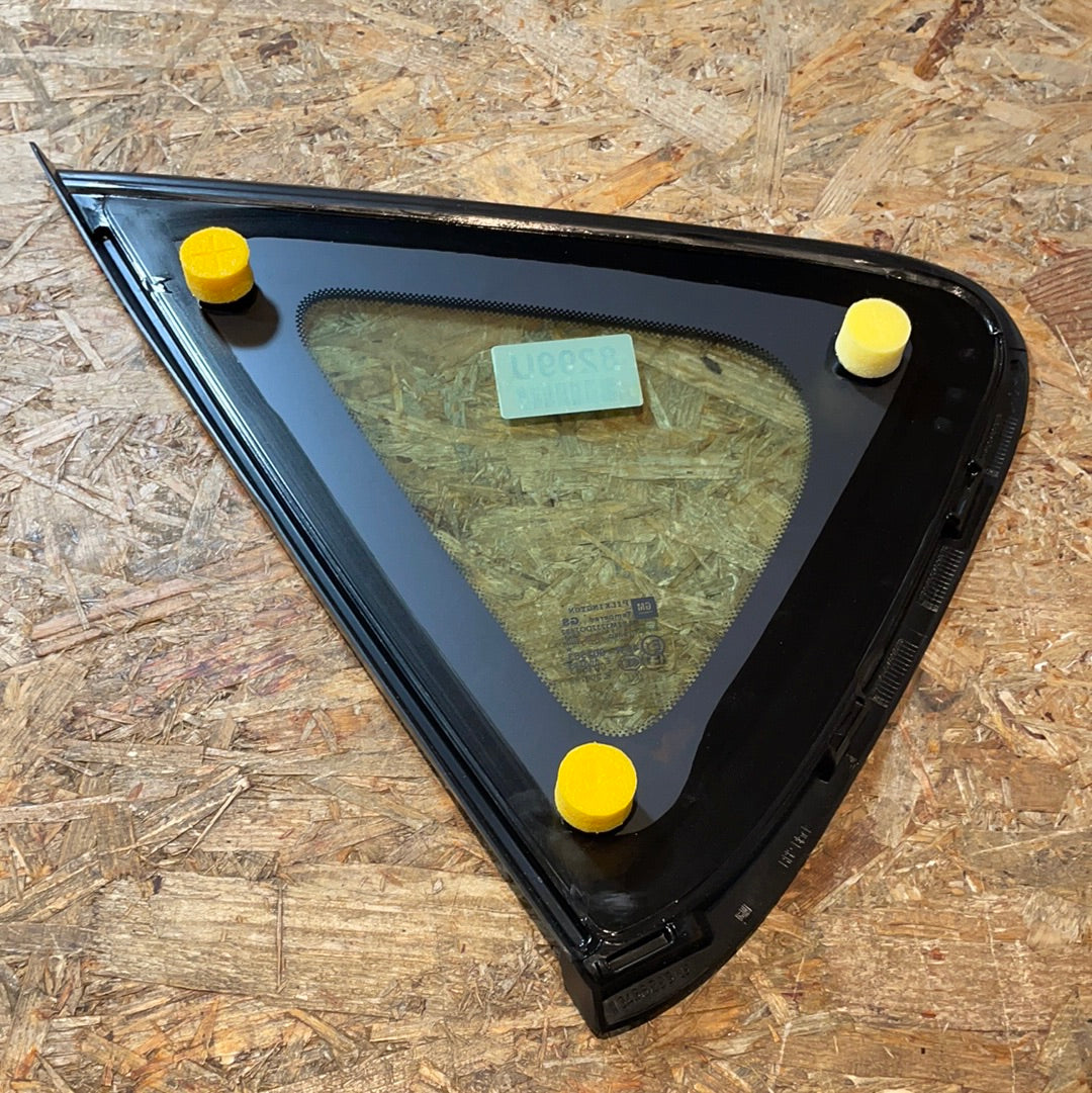 Original GM Opel Astra J Glas Lüftungsfenster rechts Neu