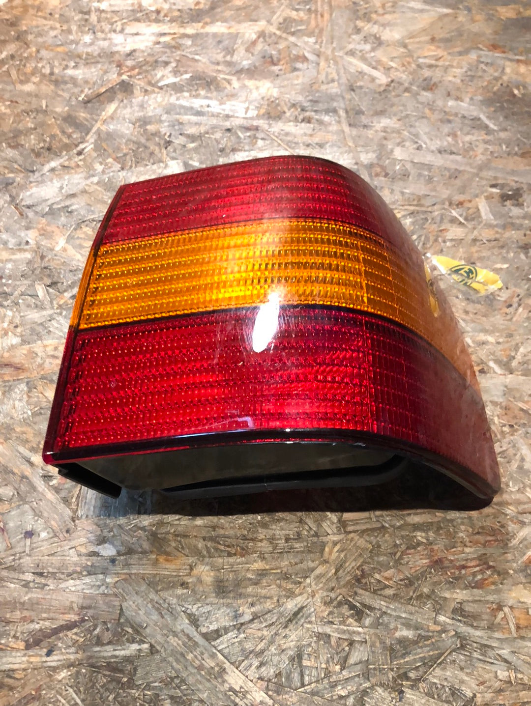 Original Hella VW Passat B4 Gehäuse Heckleuchte rechts Neu