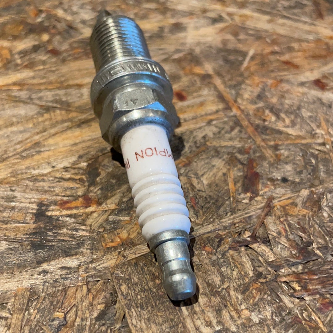 Original GM Opel Frontera B 2,2i Zündkerze Neu