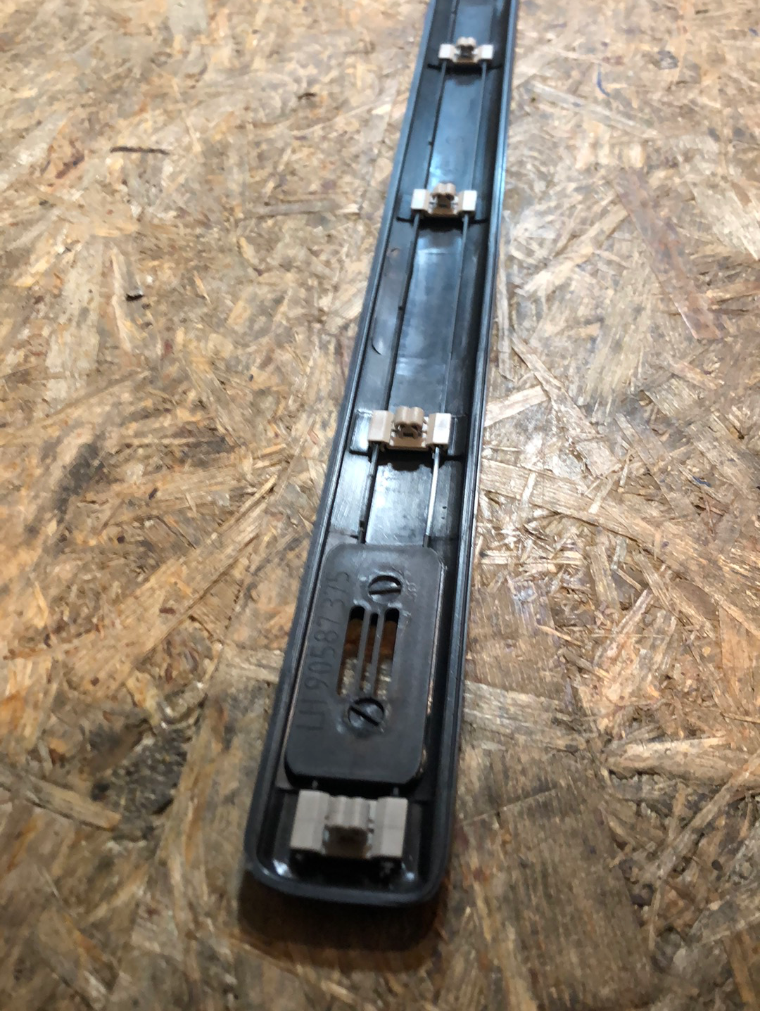 Original GM Opel Astra G Zierleiste Türe vorne links Neu