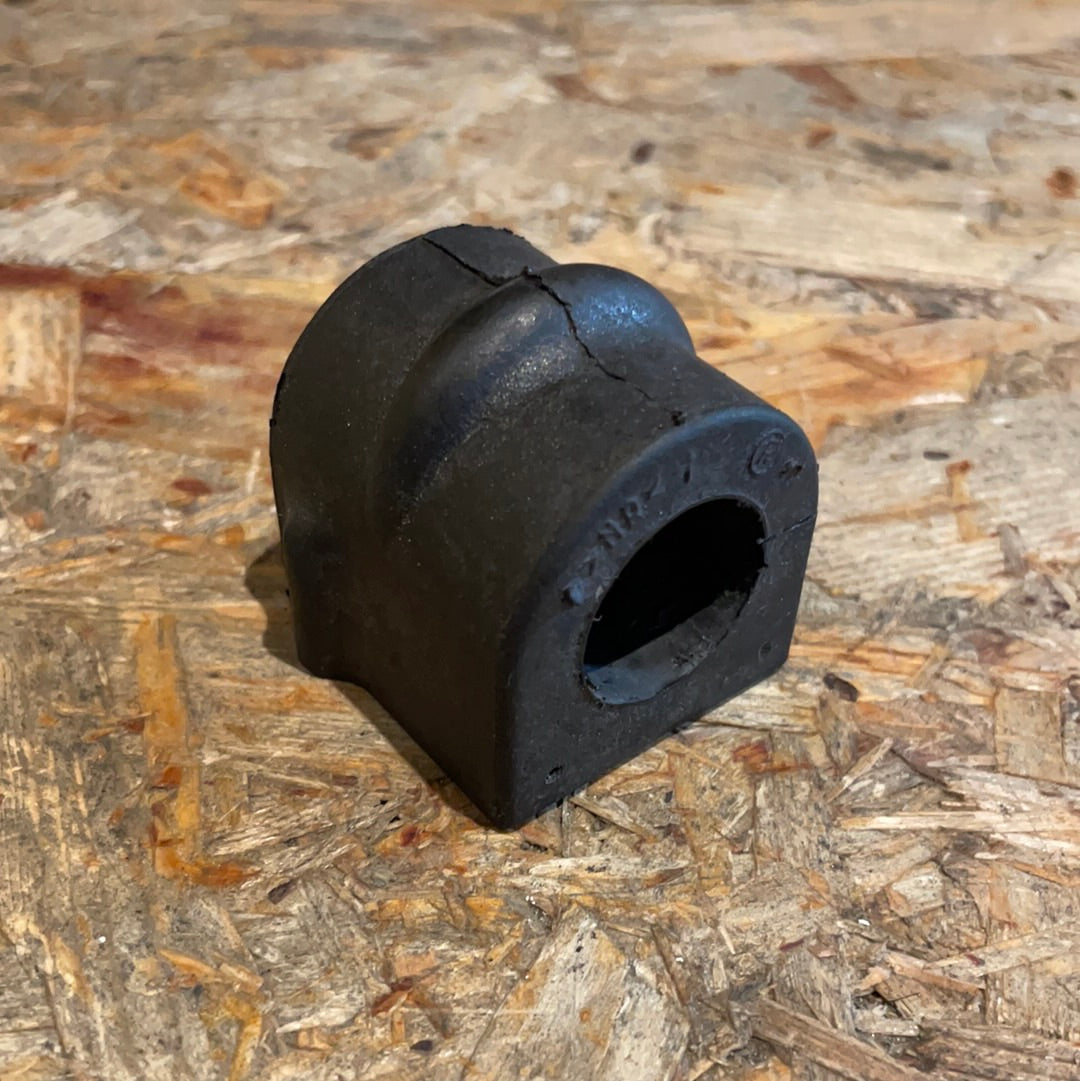 Original GM Opel Vectra C Gummi Stabilisator Vorderachse Neu