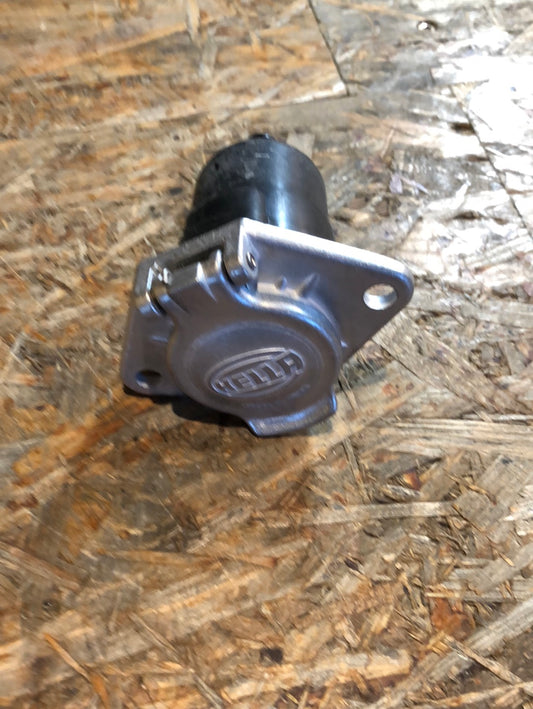 Original Hella Steckdose 7Pol 24V Neu