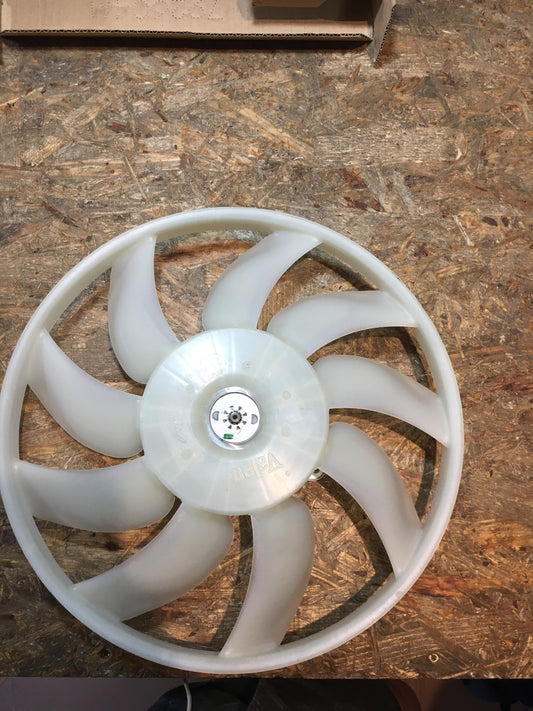 Original Vectra C Berlina Elektrolüfter Motorkühlung  NEU