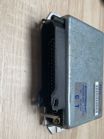 Original GM Opel Kadett E Vectra A Ascona C 1,8 84PS E18NV Motorsteuergerät Neu