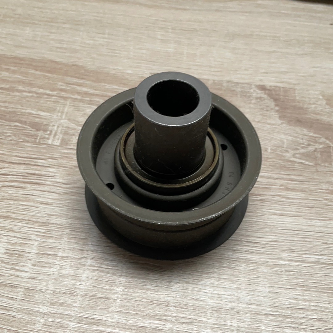 Original GM Opel Ascona Kadett E 1,6 Umlenkrolle Zahnriemen Neu