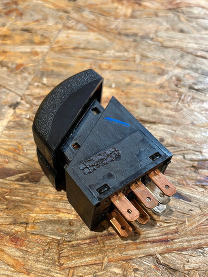 Original GM Opel Corsa B Combo Tigra A Warnblinkschalter Neu