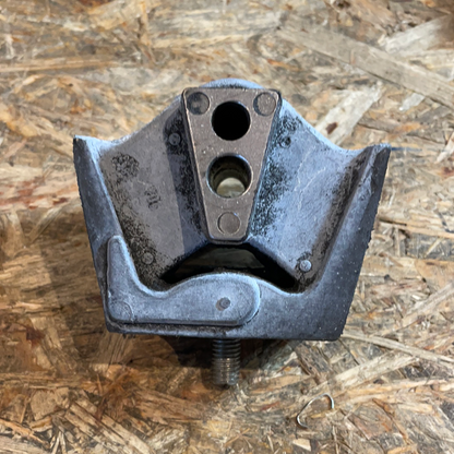 Original GM Opel Kadett D Motorlager Dämpfungsblock vorne links Neu