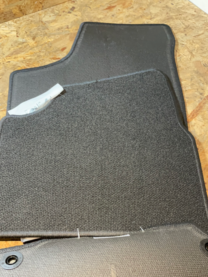Original GM Opel Corsa C Fußmattensatz Neu
