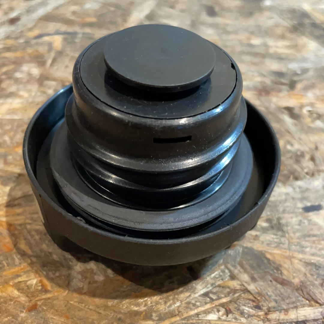 Original GM Opel Verschluss Kraftstoffbehälter Neu