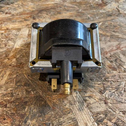 Original GM Opel Corsa A Zündspule Neu