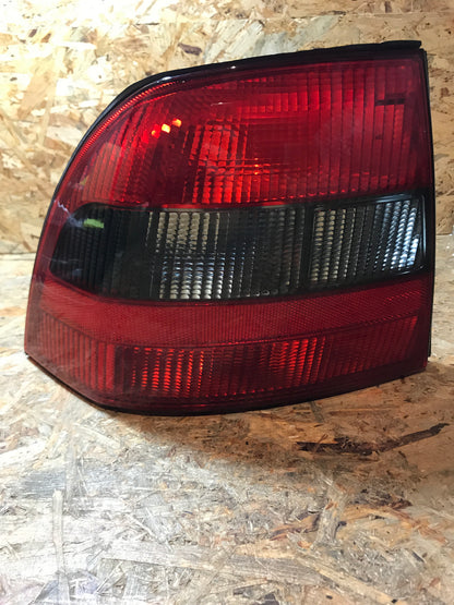 Original Vectra B Rückleuchte links NEU
