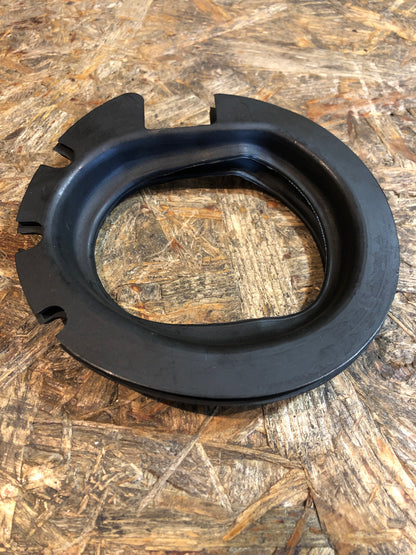 Original GM Opel Kadett E Dämpfungsring Vorderfeder unten Neu
