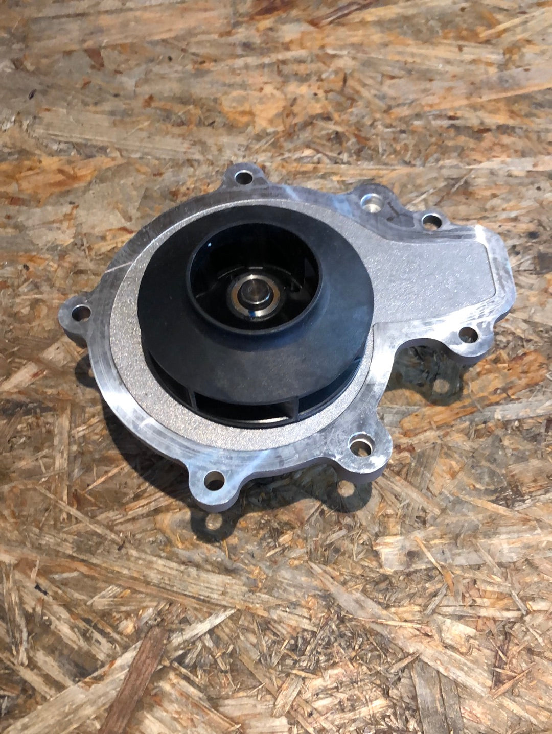 Original GM Opel Antara Chevrolet Captiva 2.0D Wasserpumpe Neu