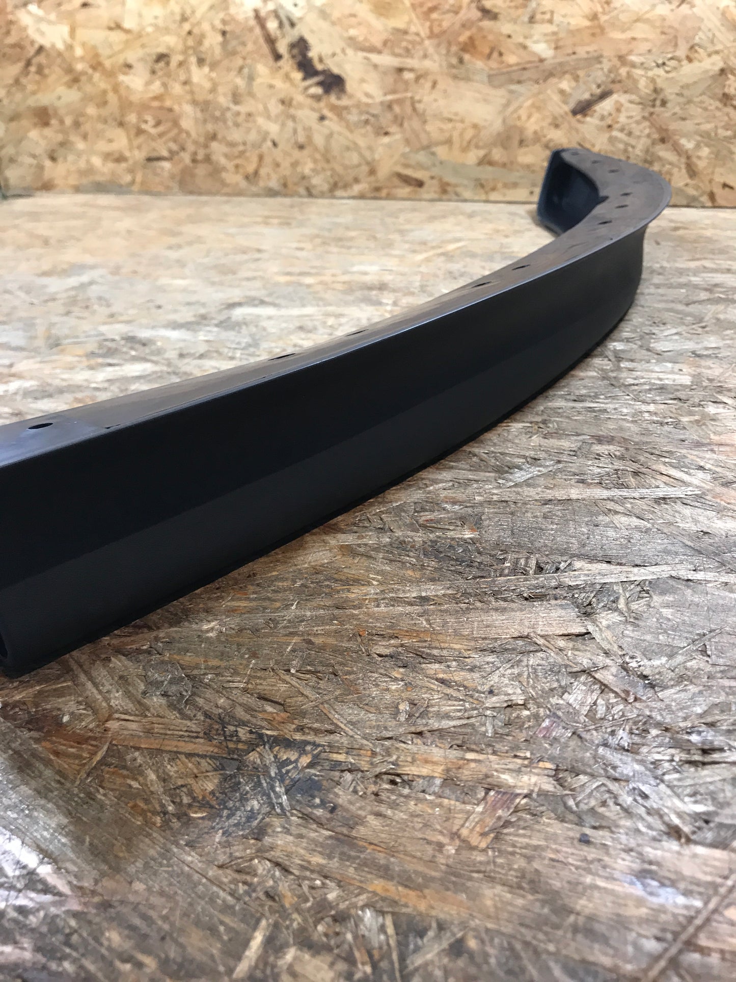 Original Opel Corsa B Tigra A Stoßfängerverkleidung vorne links NEU