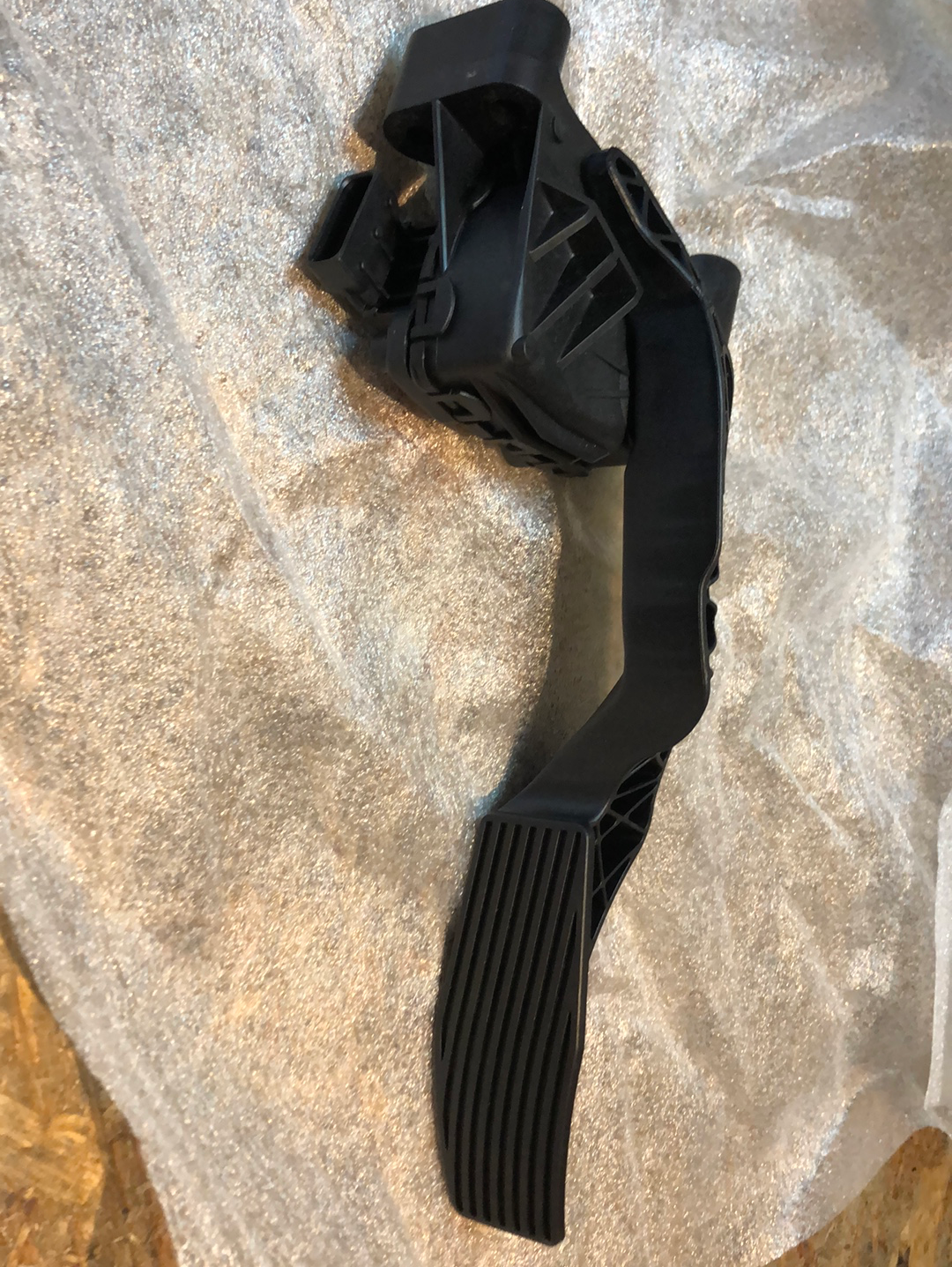 Original GM Opel Zafira B (A05) 1.9 CDTI Sensor Fahrpedalstellung Neu