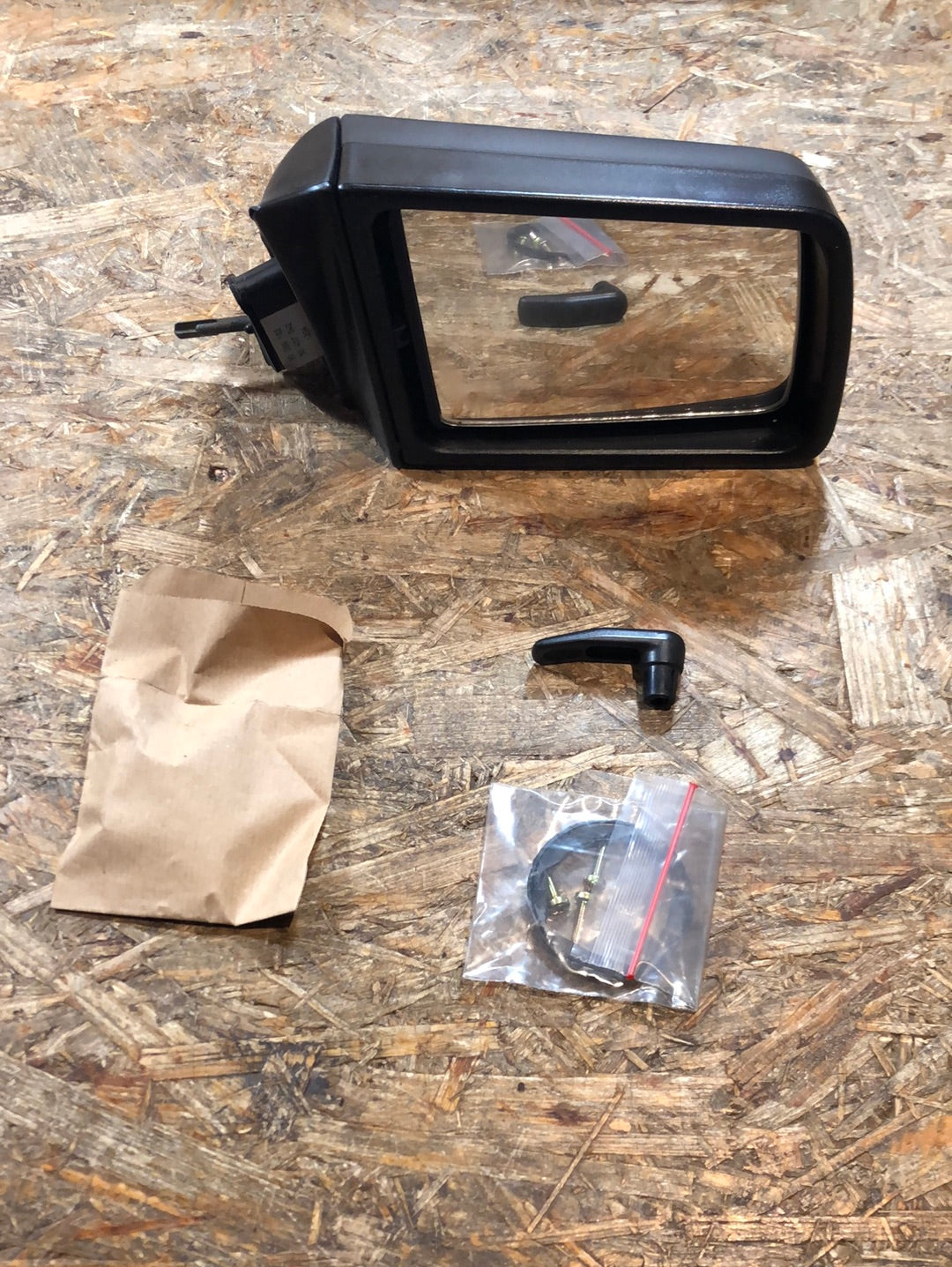 Original GM Opel Corsa A Spiegel Manuell rechts mit Glas Neu