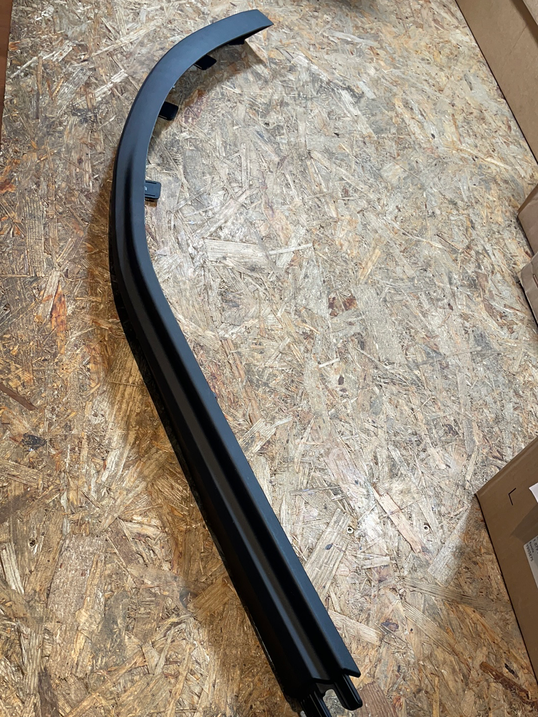 Original GM Opel Zafira C Tourer Luftabweiser vorne unten Neu