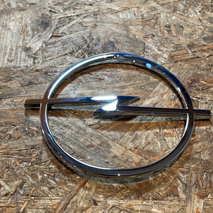 Original GM Opel Ascona Rekord E Emblem Kühlergrill Neu