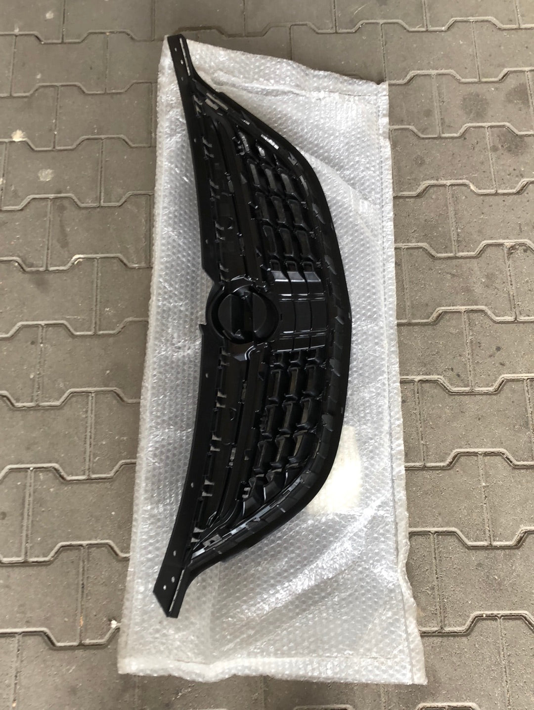 Original GM Opel Zafira C Kühlergitter Neu