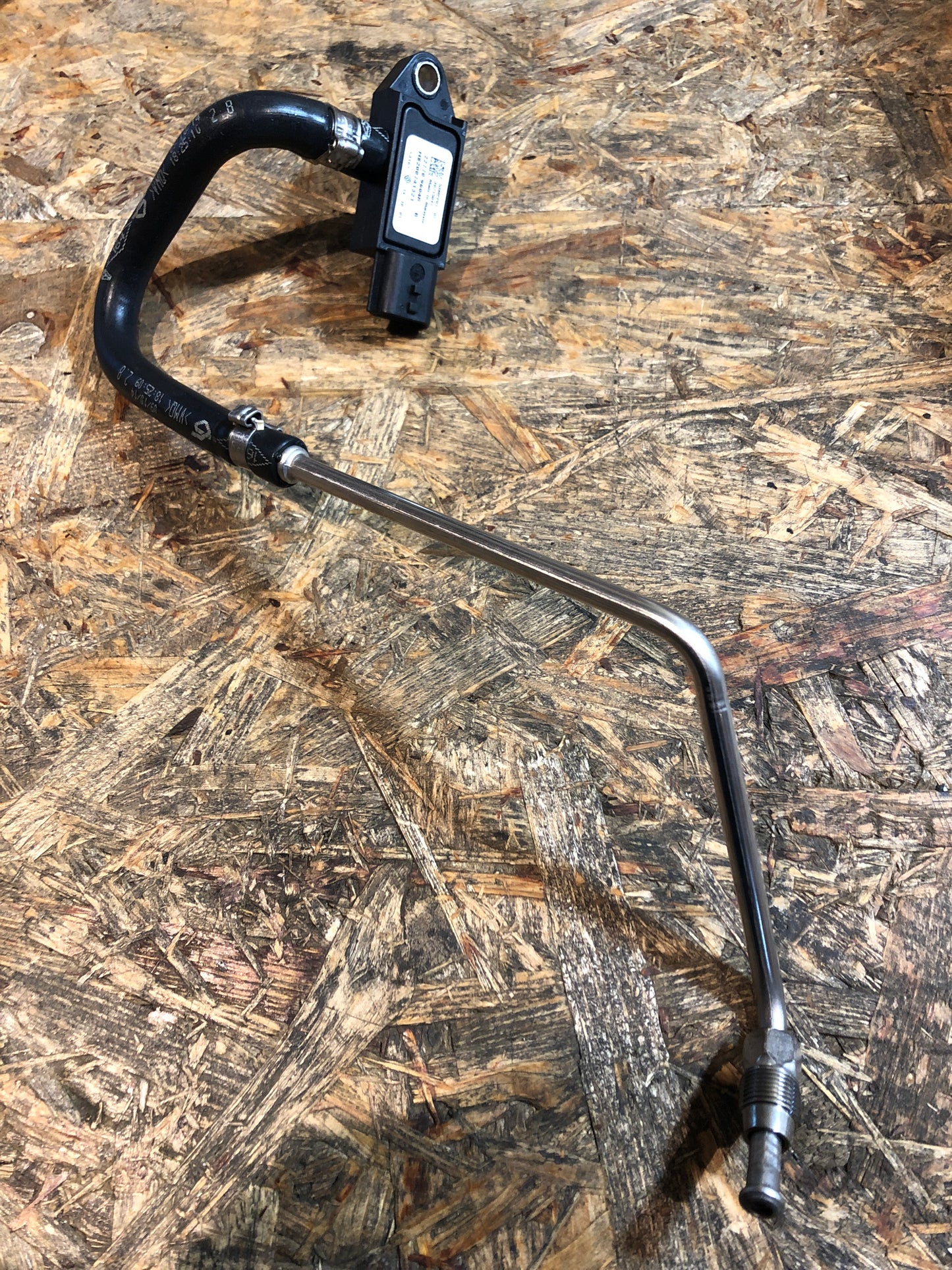 Original Movano B Vivaro A Sensor Abgasdruck mit Anschlussteil Neu