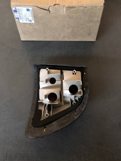 Original GM Opel Omega B Rückleuchte links Neu