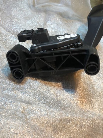 Original GM Opel Zafira B (A05) 1.9 CDTI Sensor Fahrpedalstellung Neu