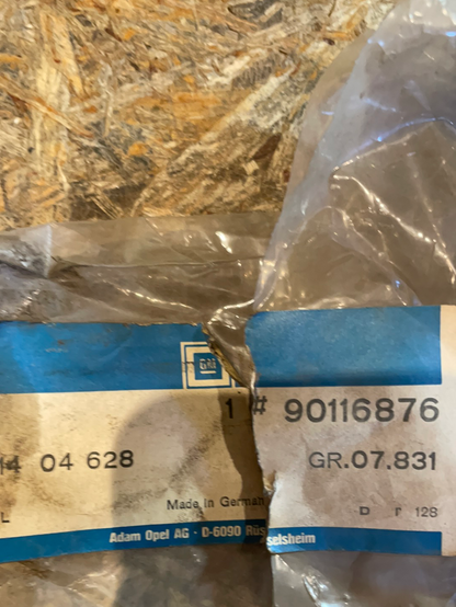 Original GM Opel Kadett D Limousine Stoßstange/ Stoßfänger hinten rechts Neu